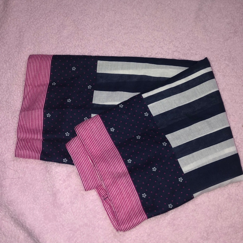 Abercrombie Scarfs